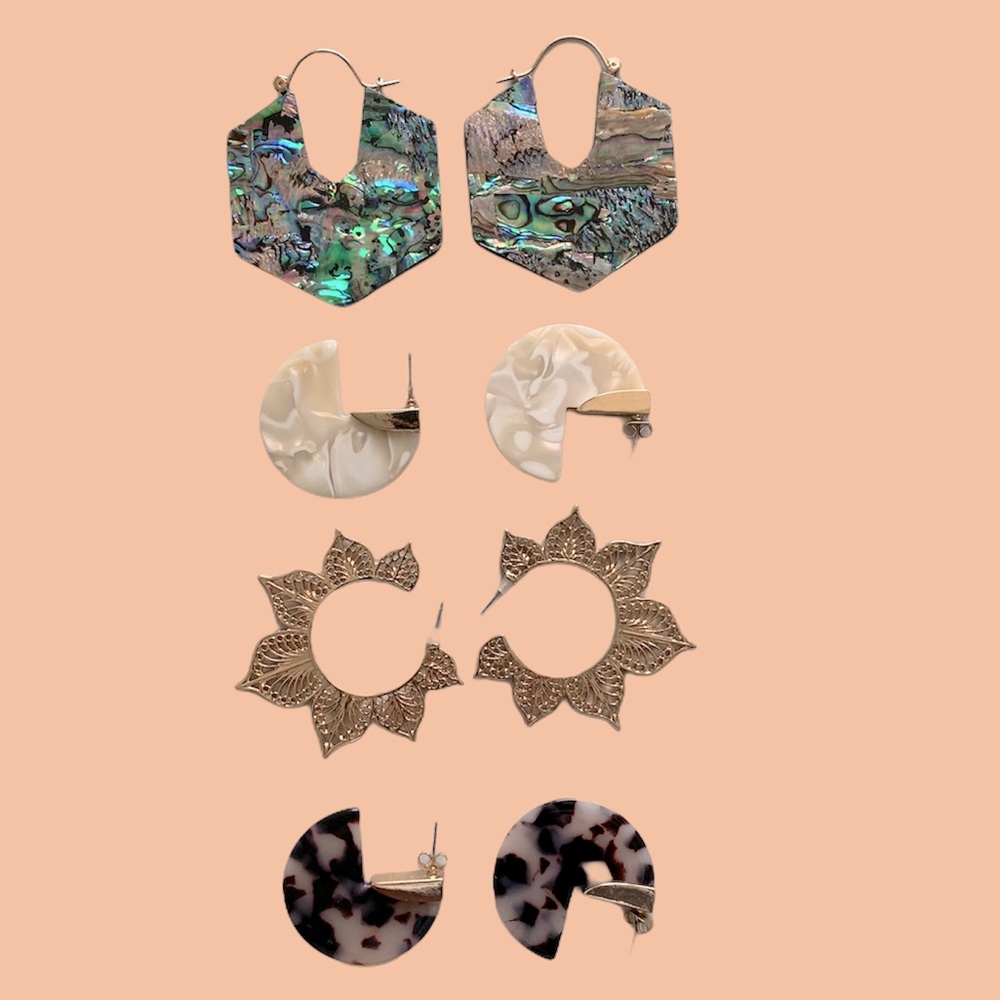 4 pairs of earrings!